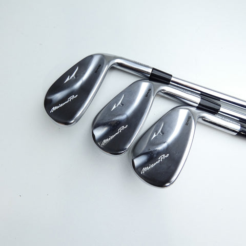 Used Mizuno Pro 245 Iron Set / 4 - PW / X-Stiff Flex