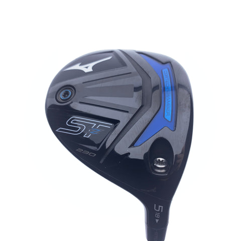 Used Mizuno STZ 230 5 Fairway Wood / 18.0 Degrees / Regular Flex