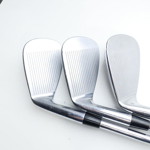 Used Nike VR Pro Combo Iron Set / 5 - PW / Regular Flex