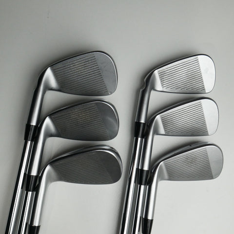 Used Ping i230 Iron Set / 4 - PW / Stiff Flex