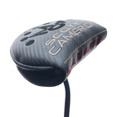 Used Scotty Cameron Futura 5.5M Putter / 35.0 Inches