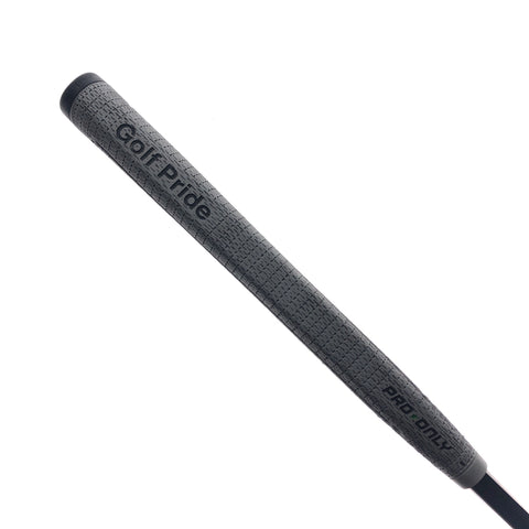 Used Scotty Cameron Limited Edition Triple Black B3 Newport 2 Putter/33.0 Inches