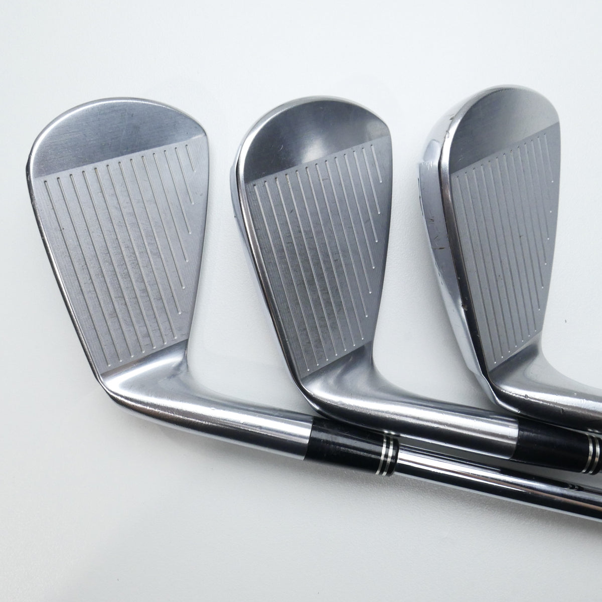 Used Srixon Z 545 Iron Set / 5 - PW / Stiff Flex