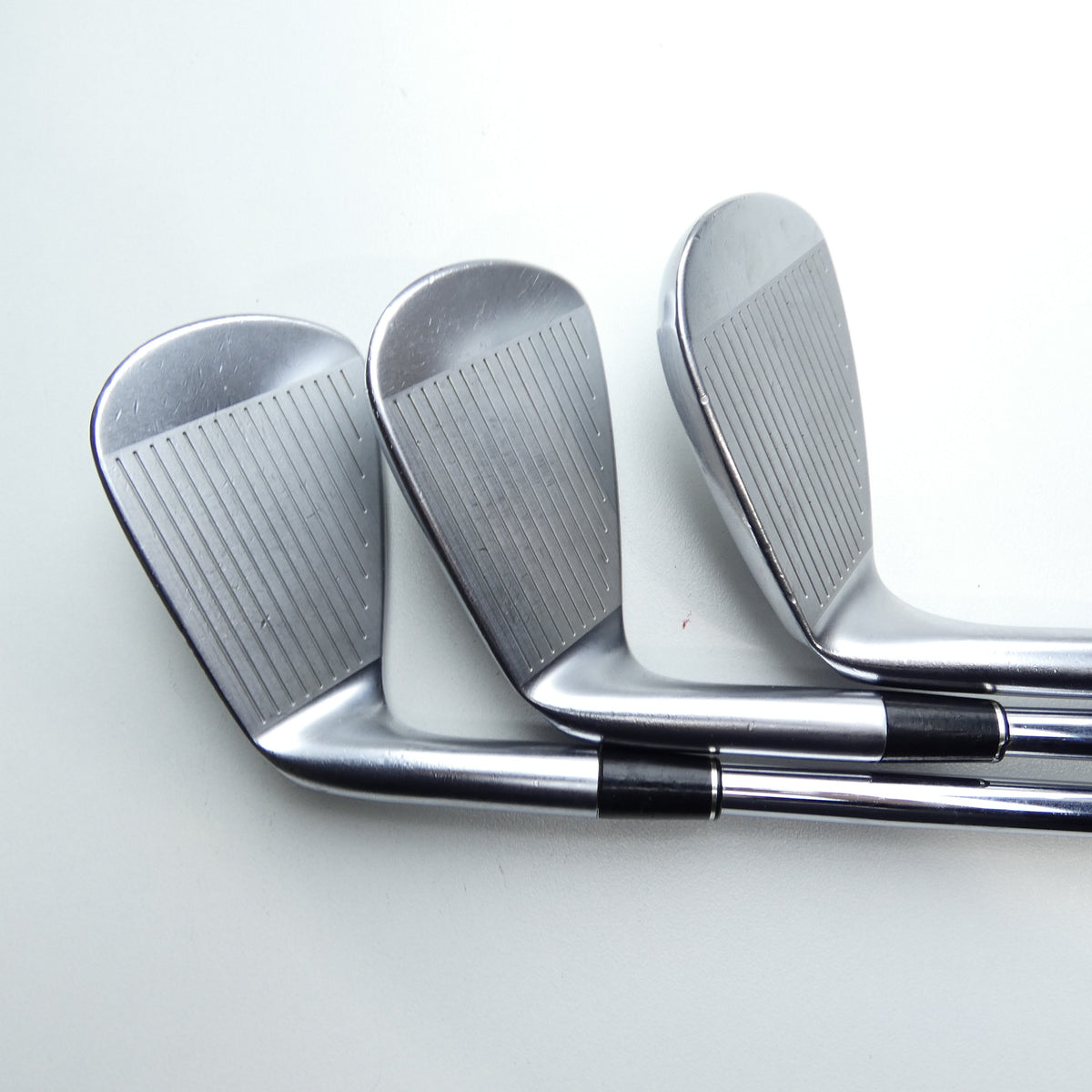 Used Srixon ZX7 MKII Iron Set / 5 - PW + AW / X-Stiff Flex