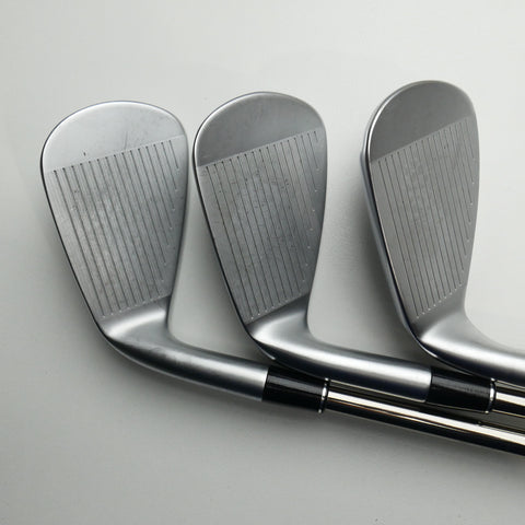 Used Srixon ZXi4 Iron Set / 6 - PW + AW / Stiff Flex