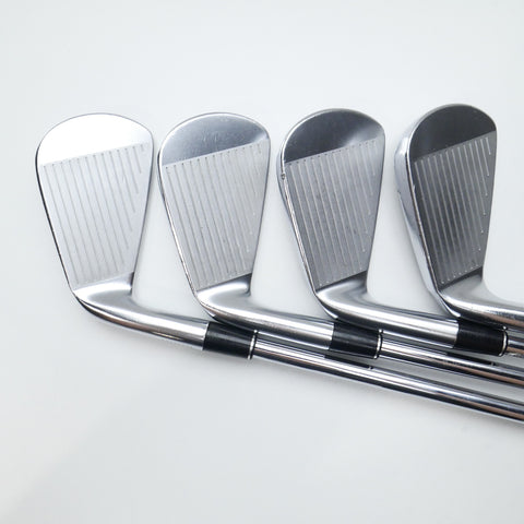 Used Srixon ZXi7 Iron Set / 4 - PW / X-Stiff Flex