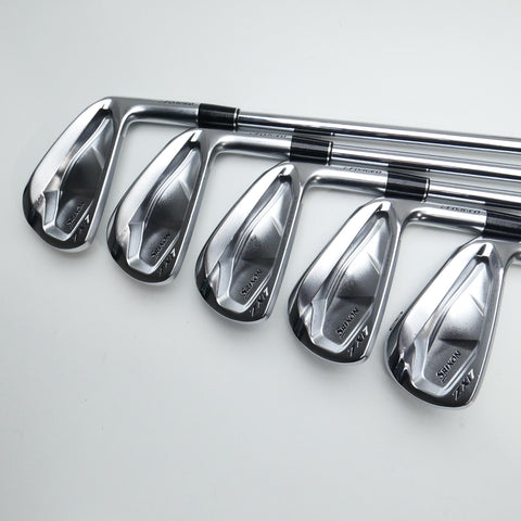 Used Srixon ZXi7 Iron Set / 4 - SW + AW / X-Stiff Flex