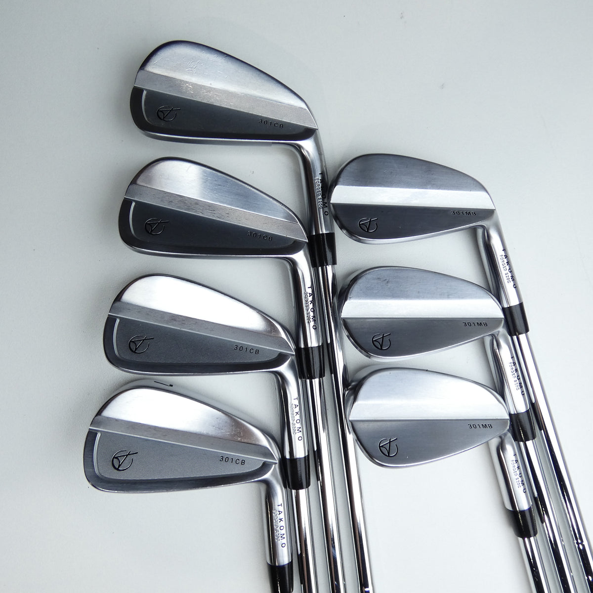 Used Takomo 301 CB & 301 MB Combo Set Iron Set / 4 - PW / Regular Flex
