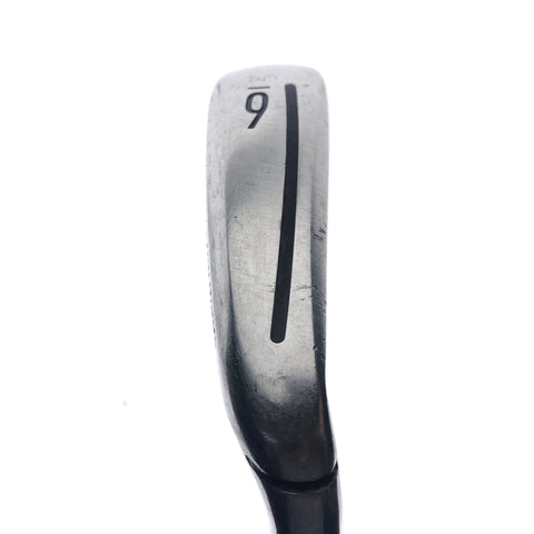 Used TaylorMade M5 6 Iron / 28.0 Degrees / Regular Flex