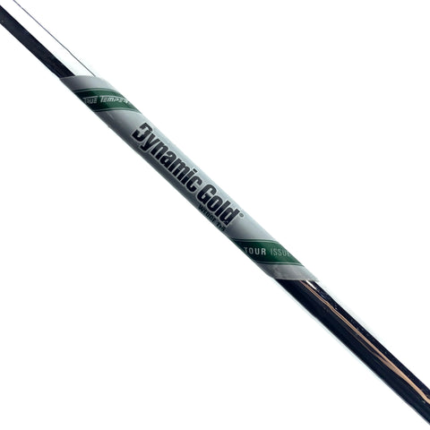 Used TaylorMade Milled Grind 4 Black Gap Wedge / 50.0 Degrees / Wedge Flex