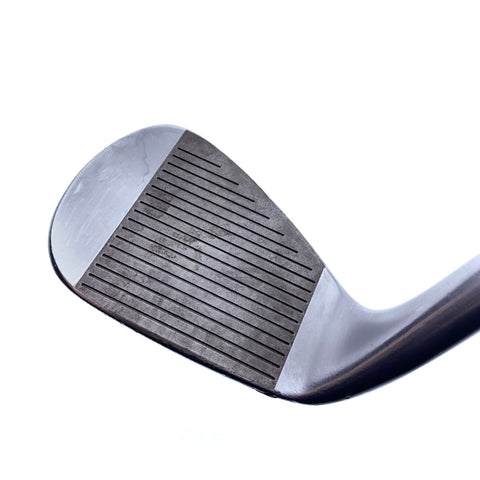 Used TaylorMade Milled Grind 4 Pitching Wedge / 46.0 Degrees / Wedge Flex