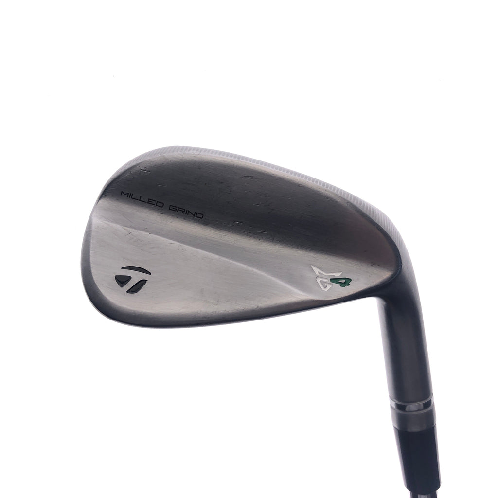 Used TaylorMade Milled Grind 4 Pitching Wedge / 46.0 Degrees / Wedge Flex