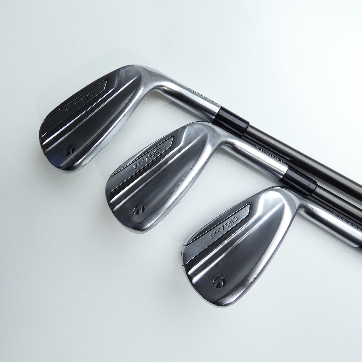 Used TaylorMade P790 2019 Iron Set / 5 - PW + AW / Lite Flex