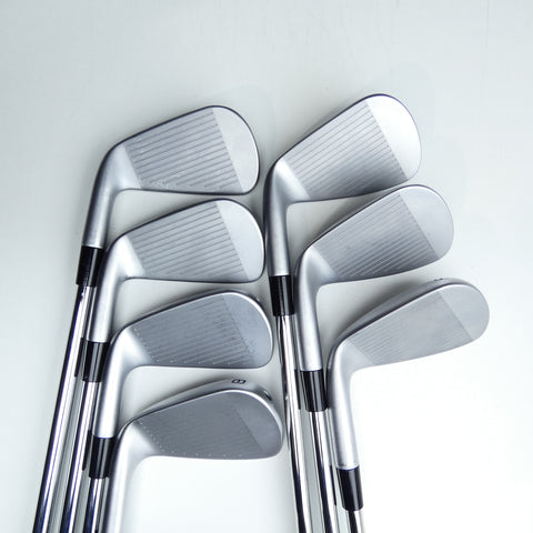 Used TaylorMade P790 2023 Iron Set / 5 - PW + AW / Regular Flex