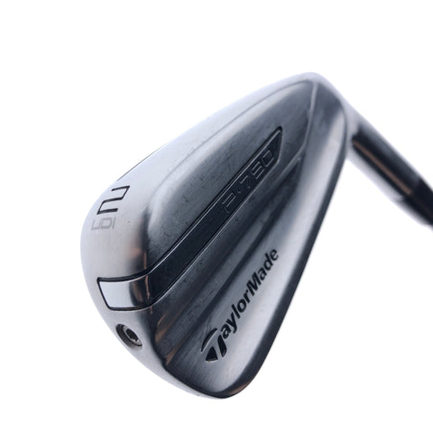 Used TaylorMade P790 UDI 2017 2 Hybrid / 17.0 Degrees / Stiff Flex