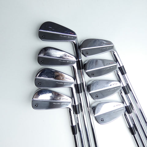 Used TaylorMade P7TW Iron Set / 3 - PW / X-Stiff Flex