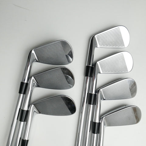 Used TaylorMade P7TW Iron Set / 4 - PW / Stiff Flex