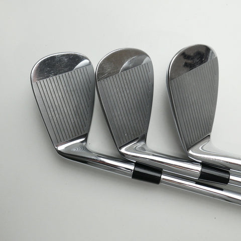 Used TaylorMade P7TW Iron Set / 4 - PW / Stiff Flex