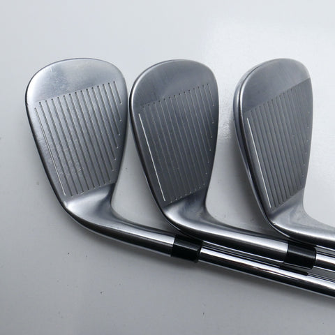 Used TaylorMade Qi HL Iron Set / 6 - PW + AW / Regular Flex