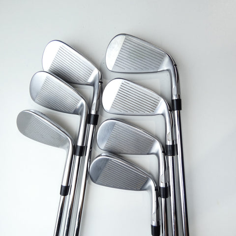 Used TaylorMade Qi Iron Set / 4 - PW / Stiff Flex / Left-Handed