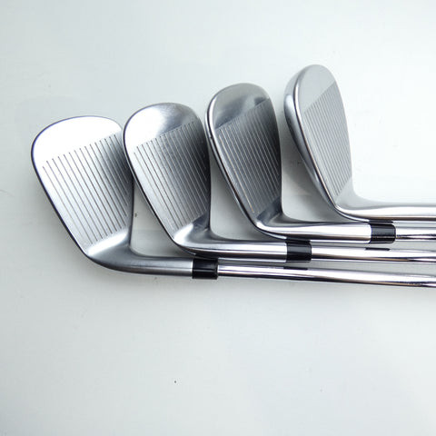 Used TaylorMade Qi Iron Set / 5 - SW + AW / Regular Flex