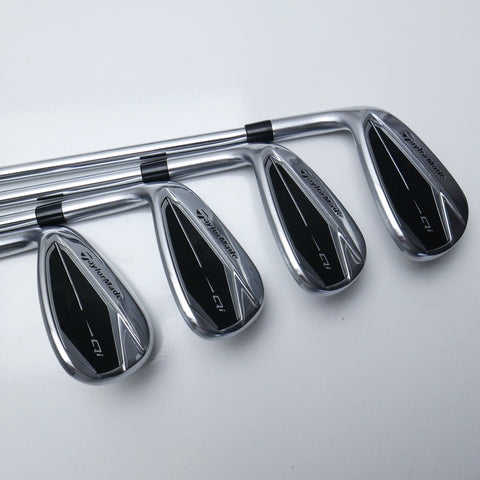 Used TaylorMade Qi Iron Set / 5 - SW + AW / Regular Flex / Left-Handed