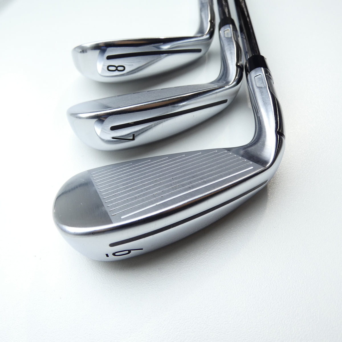 Used TaylorMade Qi Max HL 2026 Iron Set / 6 - PW + AW / Regular Flex