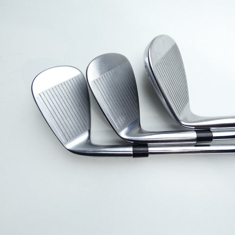 Used TaylorMade Qi Max Iron Set / 5 - SW / Regular Flex