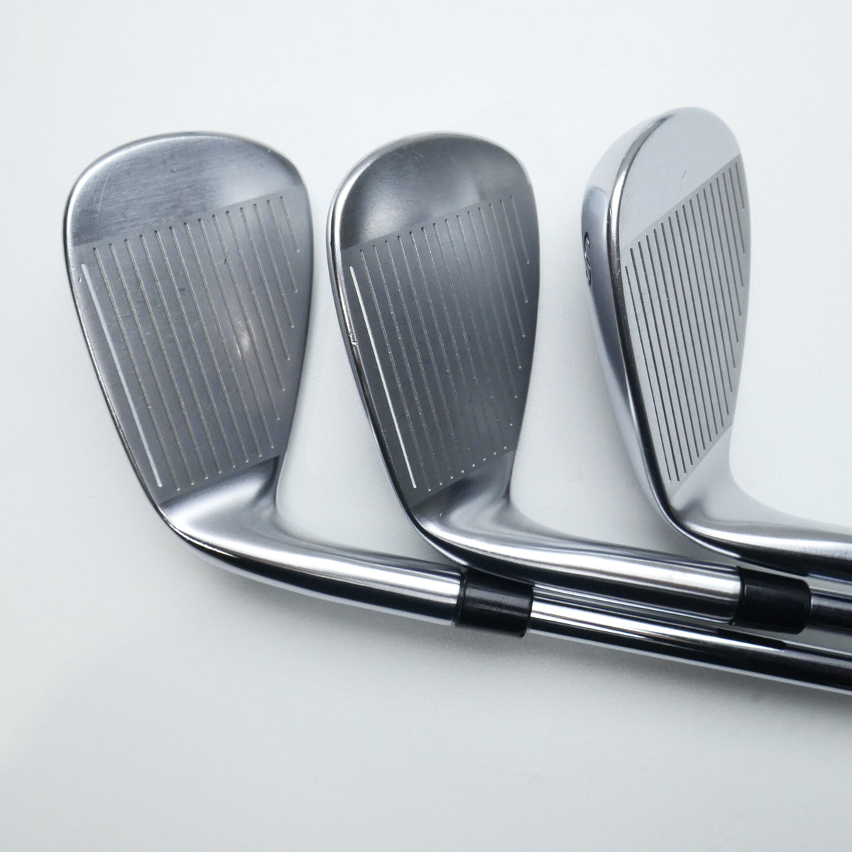 Used TaylorMade Qi Max Iron Set / 5 - SW / Regular Flex