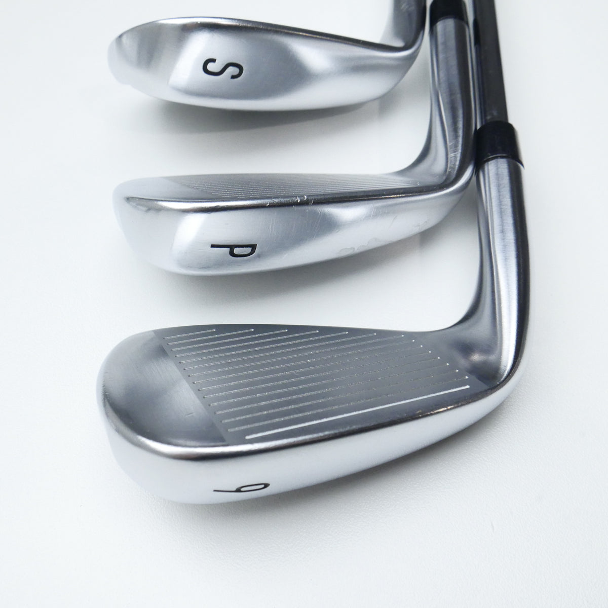 Used TaylorMade Qi Max Iron Set / 5 - SW / Regular Flex