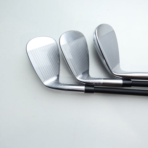 Used TaylorMade Qi Max Iron Set / 6 - PW + AW / A Flex