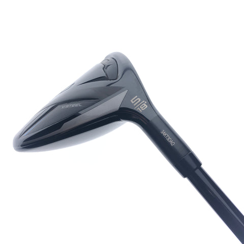 Used TaylorMade Qi10 5 Fairway Wood / 18 Degrees / Regular Flex