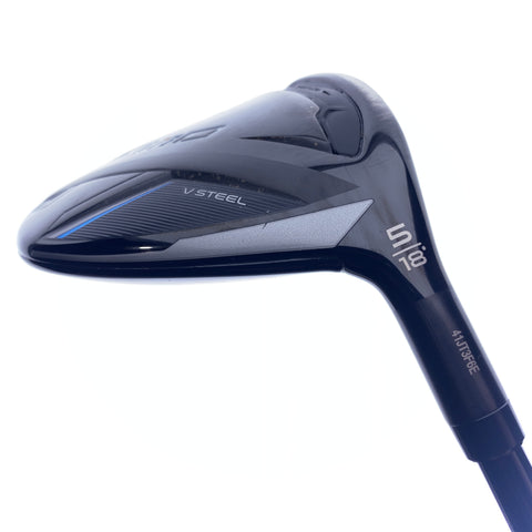 Used TaylorMade Qi10 5 Fairway Wood / 18.0 Degrees / Regular Flex