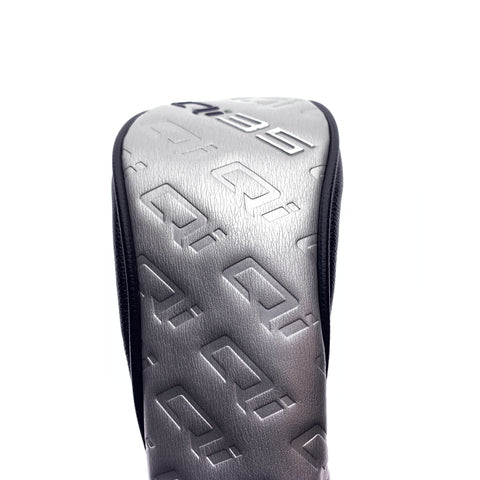 Used TaylorMade Qi35 3 Hybrid / 19 Degrees / X-Stiff Flex