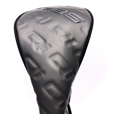 Used TaylorMade Qi35 Max Driver / 10.5 Degrees / Regular Flex