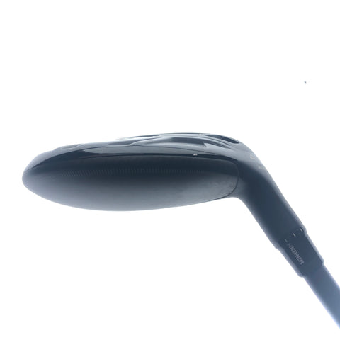 Used TaylorMade Qi4D 4 Hybrid / 22.0 Degrees / Regular Flex