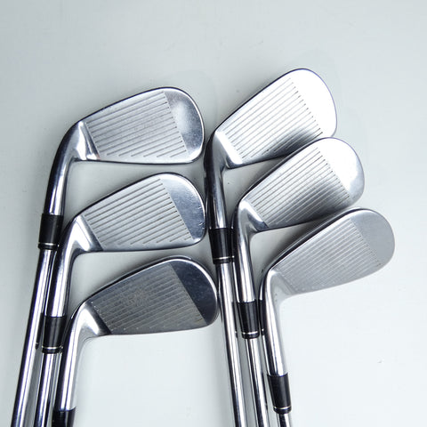 Used TaylorMade R11 Iron Set / 4 - 9 IRON / Stiff Flex