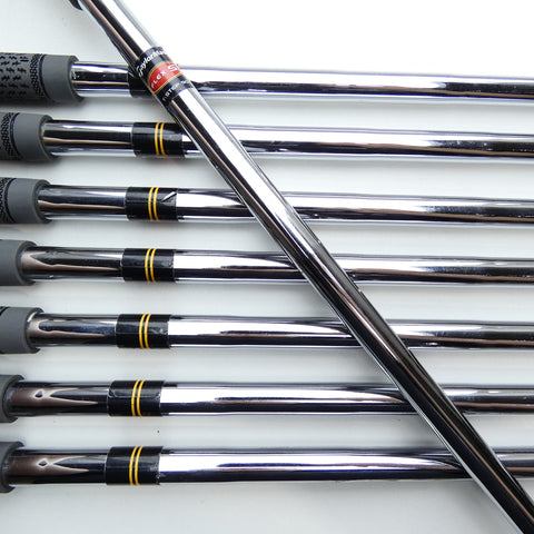 Used TaylorMade R7 Iron Set / 3 - PW / Stiff Flex