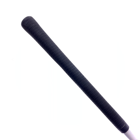 Used TaylorMade R9 Driver / 9.5 Degrees / Stiff Flex