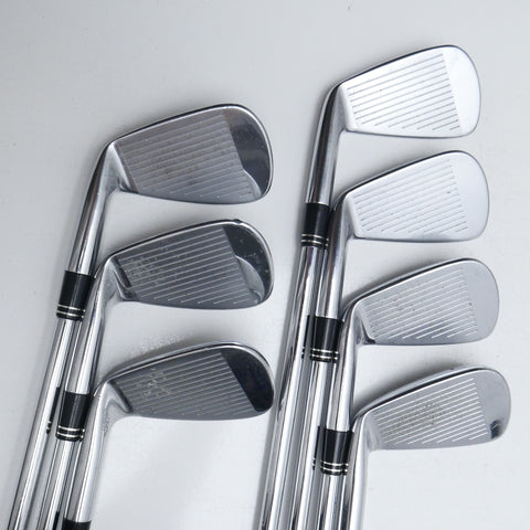 Used TaylorMade R9 TP Forged Iron Set / 4 - PW / Stiff Flex