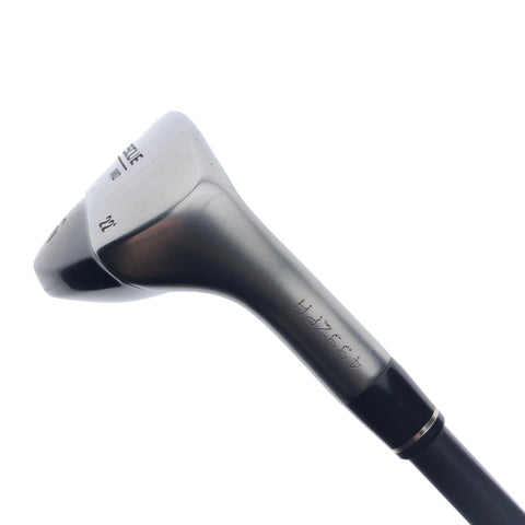 Used TaylorMade Rescue Mid 4 Hybrid / 22 Degrees / Regular Flex