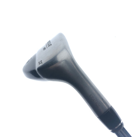 Used TaylorMade Rescue Mid 4 Hybrid / 22.0 Degrees / Regular Flex