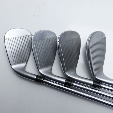 Used TaylorMade RocketBladez Iron Set / 4 - SW / Regular Flex