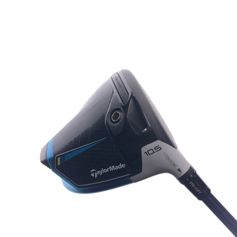 Used TaylorMade Sim2 Max Driver / 10.5 Degrees / Regular Flex