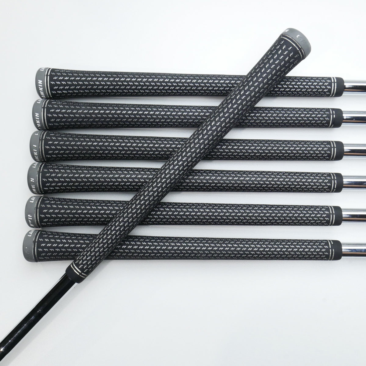 Used TaylorMade Sim2 Max Iron Set / 4 - PW / Regular Flex