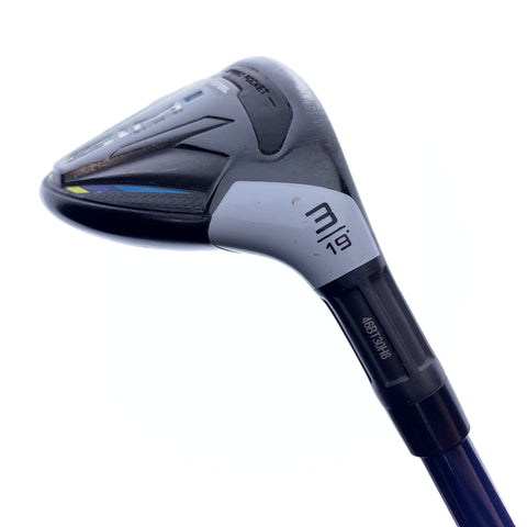Used TaylorMade Sim2 Max Rescue 3 Hybrid / 19.0 Degrees / Stiff Flex