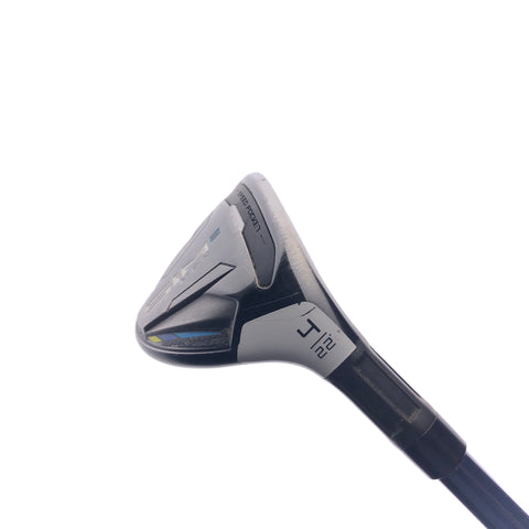 Used TaylorMade Sim2 Max Rescue 4 Hybrid / 22 Degrees / Regular Flex