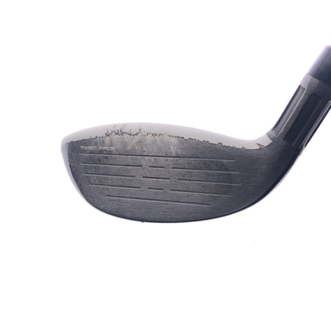 Used TaylorMade Sim2 Max Rescue 4 Hybrid / 22 Degrees / Regular Flex