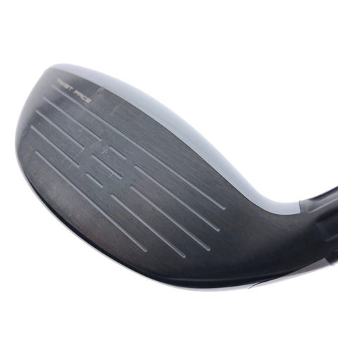 Used TaylorMade Sim2 Max Rescue 4 Hybrid / 22 Degrees / Stiff Flex