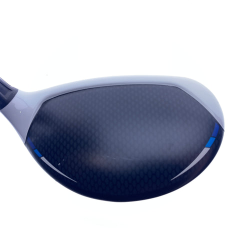 Used TaylorMade Sim2 Max Rescue 4 Hybrid / 22.0 Degrees / Regular Flex